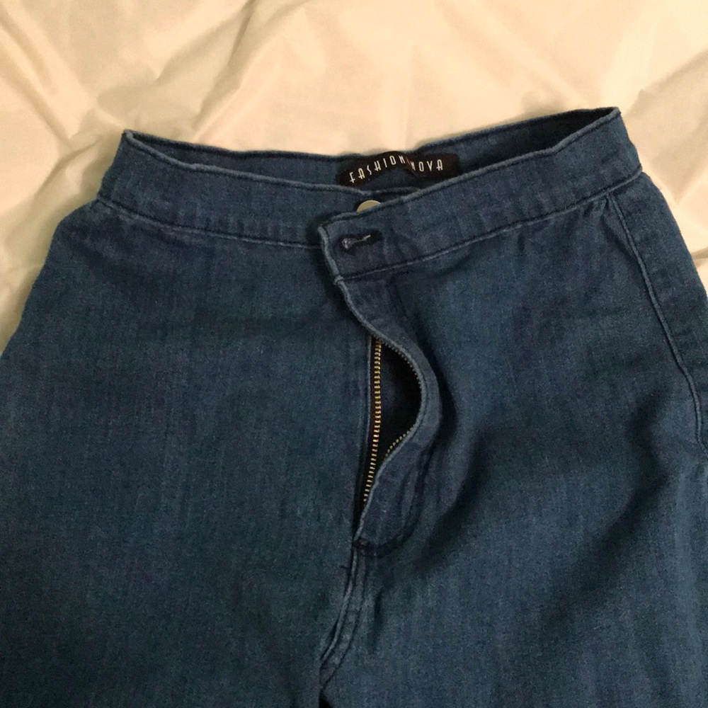 Fashionnova Size 9 Jeans